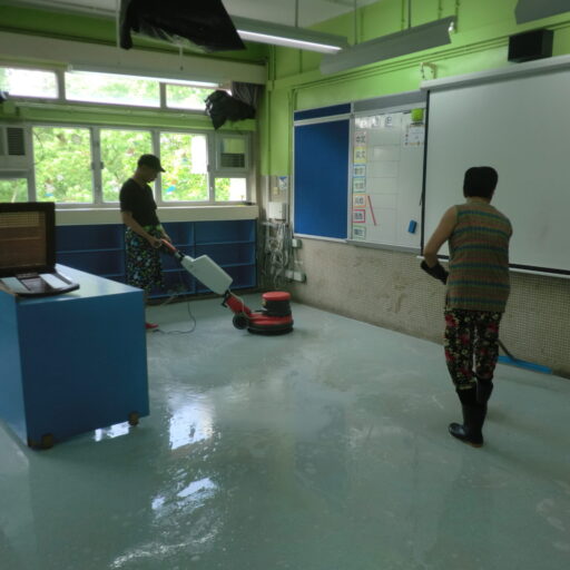CIMG1884_清洗課室地板
